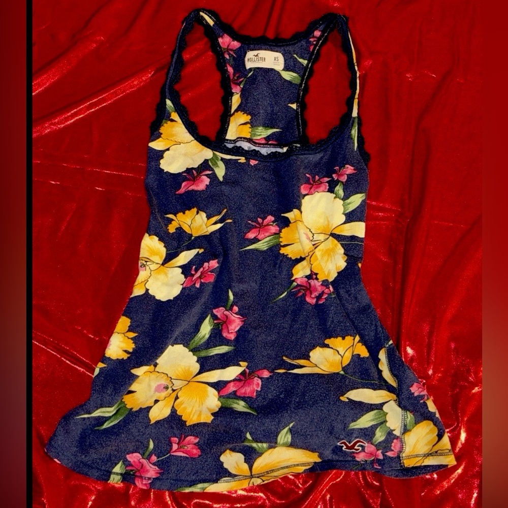 Hollister Y2K lace trim Bella Elena Coquette Girl  floral cami Top Cani SZ.XS